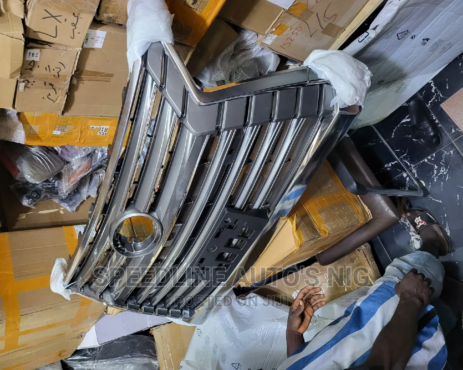 Complete Front Grill Lexus Lx570 2019 Follow Come
