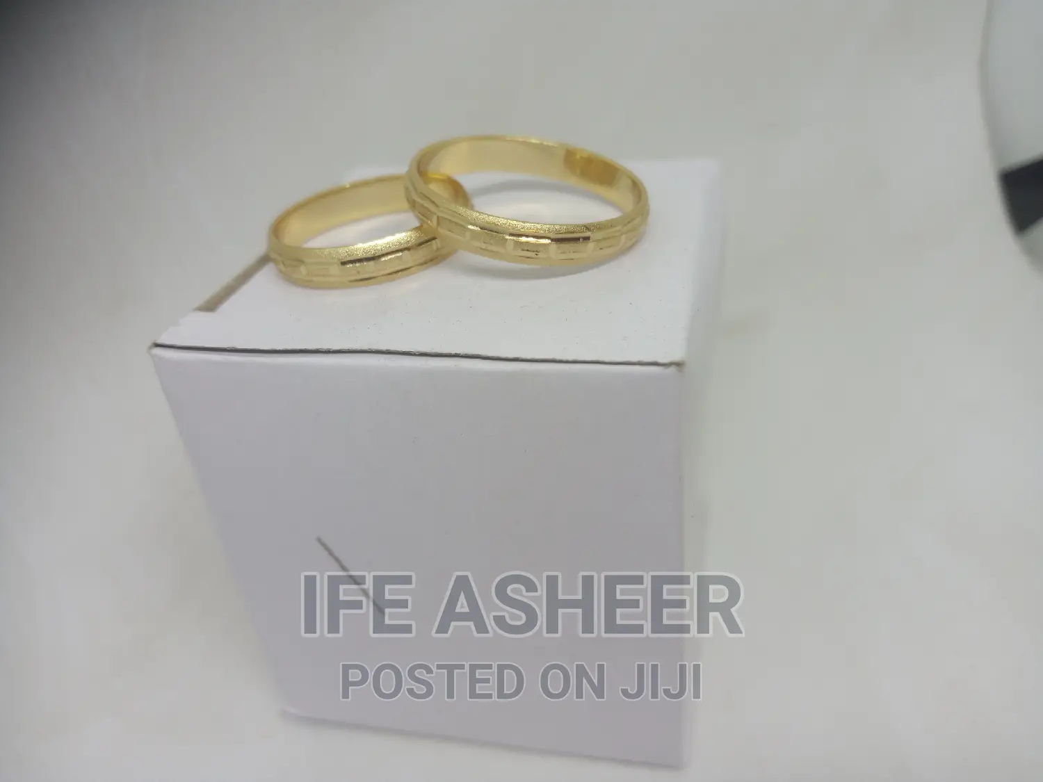 France Gold Couples Wedding Band 001 - Gold