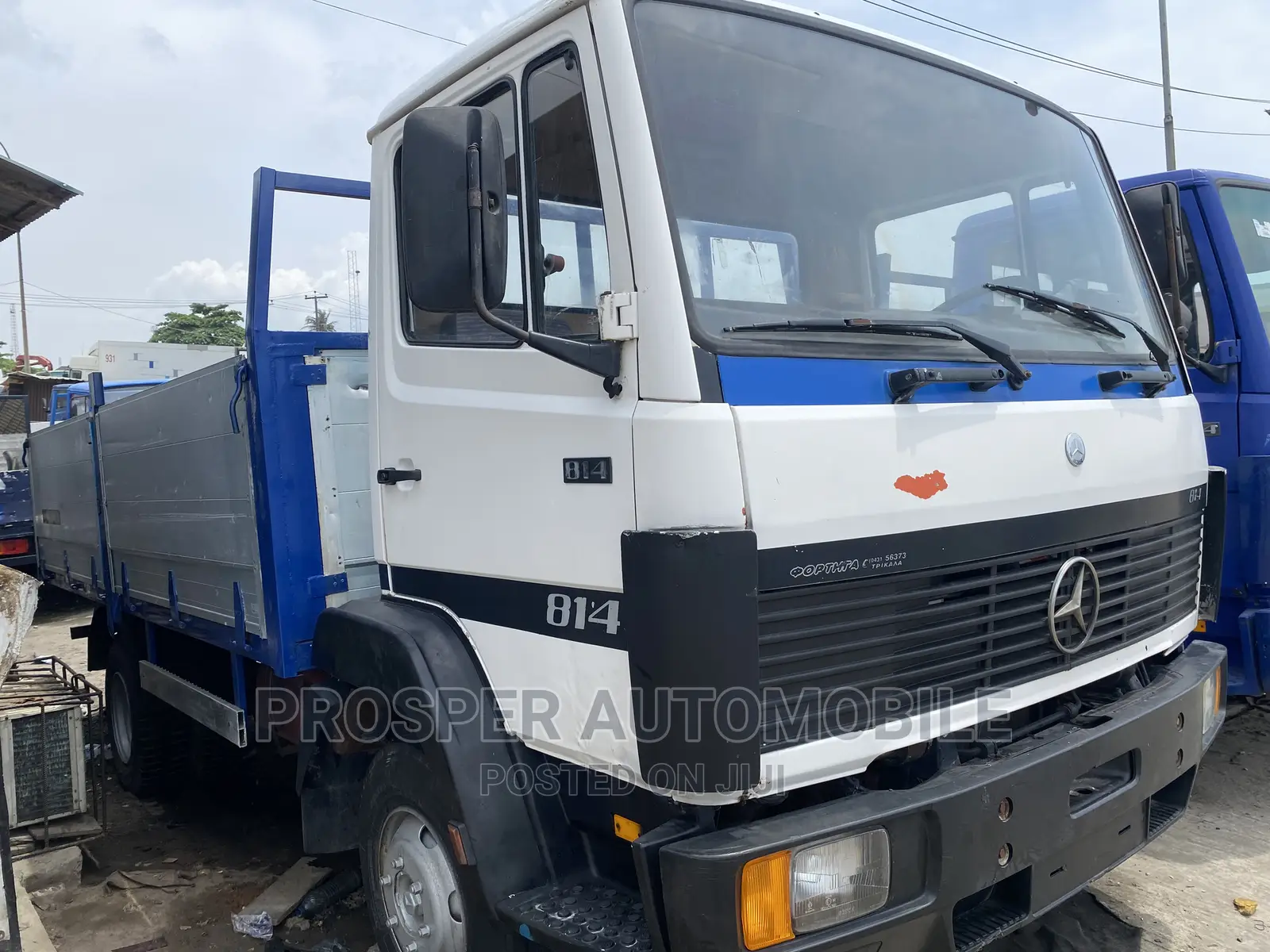 Mercedes Pickup Truck 814