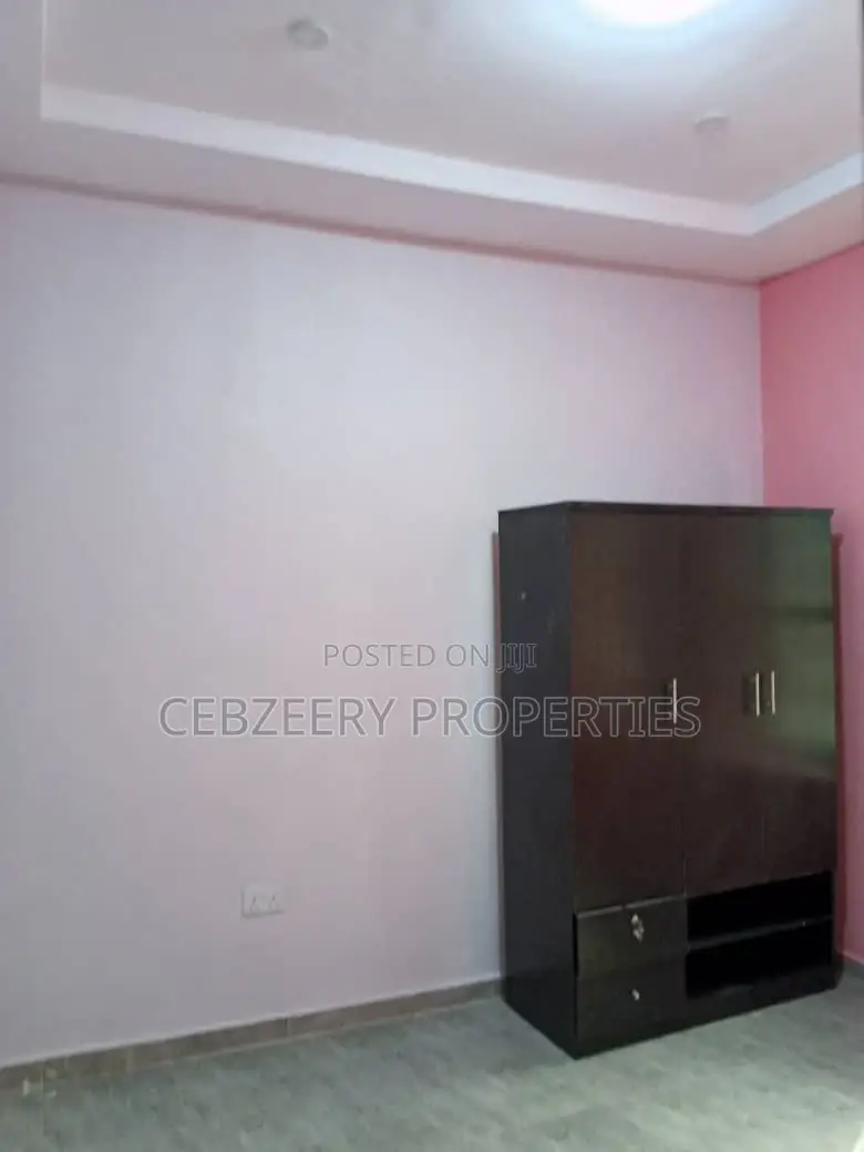 2bdrm Apartment in Magodo for rent