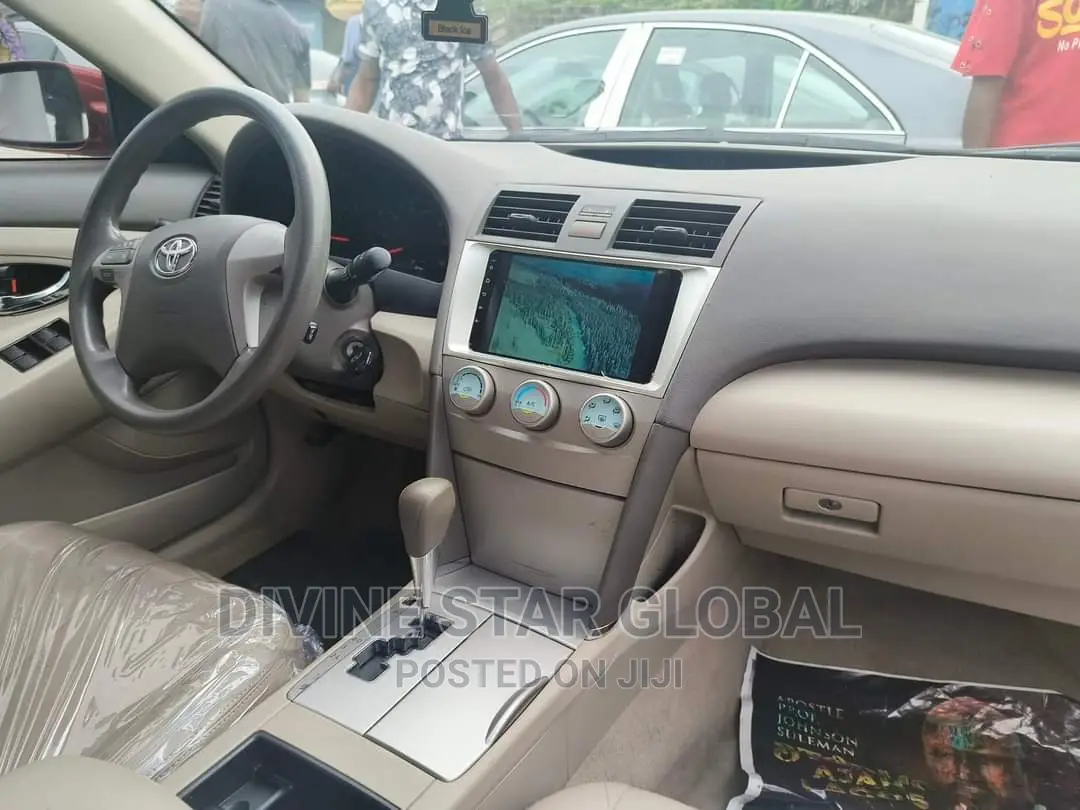Toyota Camry 2010 Red