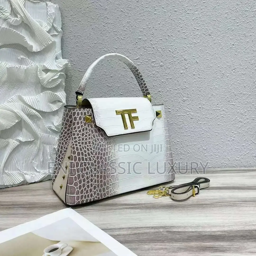 Super High Quality Bags Tom Ford Available in Store