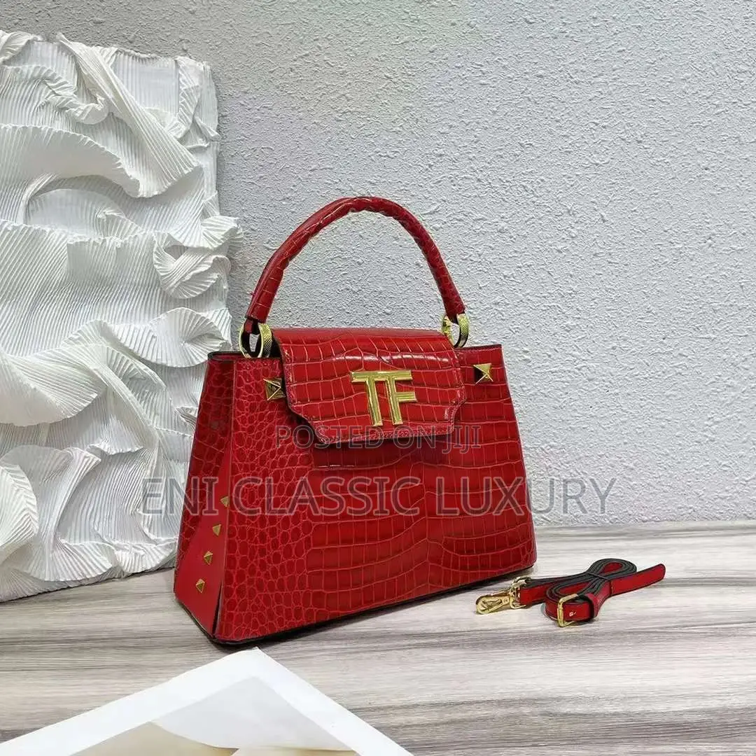 Super High Quality Bags Tom Ford Available in Store