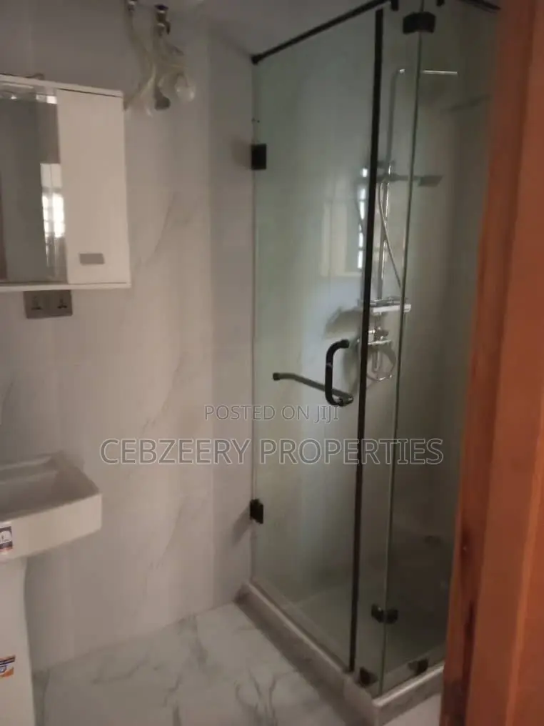 4bdrm Duplex in Lekki for sale