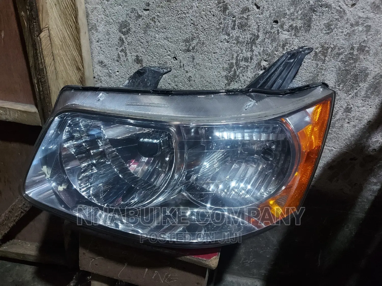 Pontiac Torrent Headlamp 2008