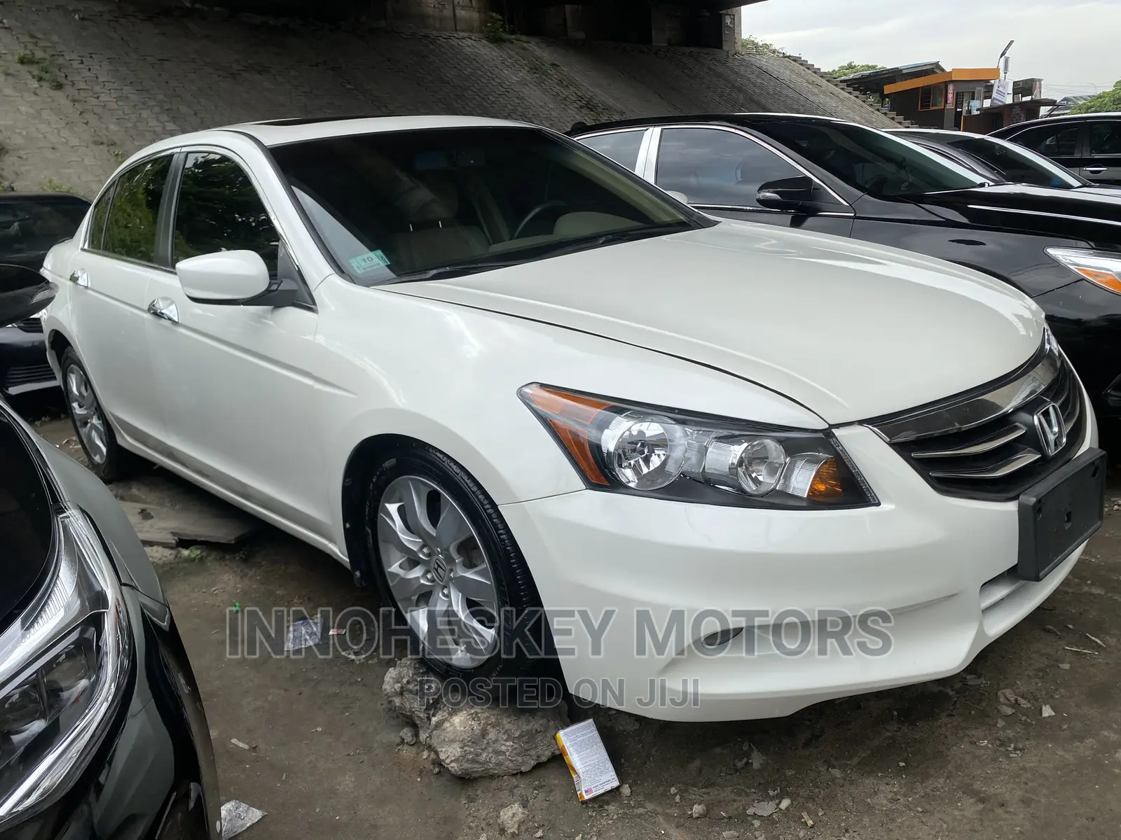 Honda Accord 2010 White