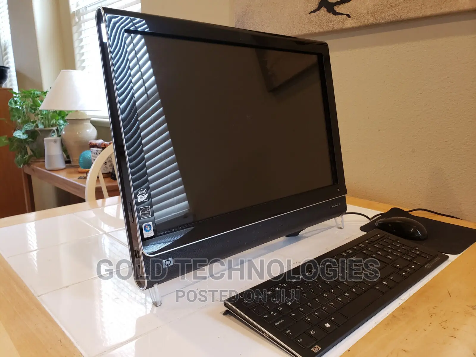 Desktop Computer HP AiO 24 4GB Intel HDD+SSD 500GB