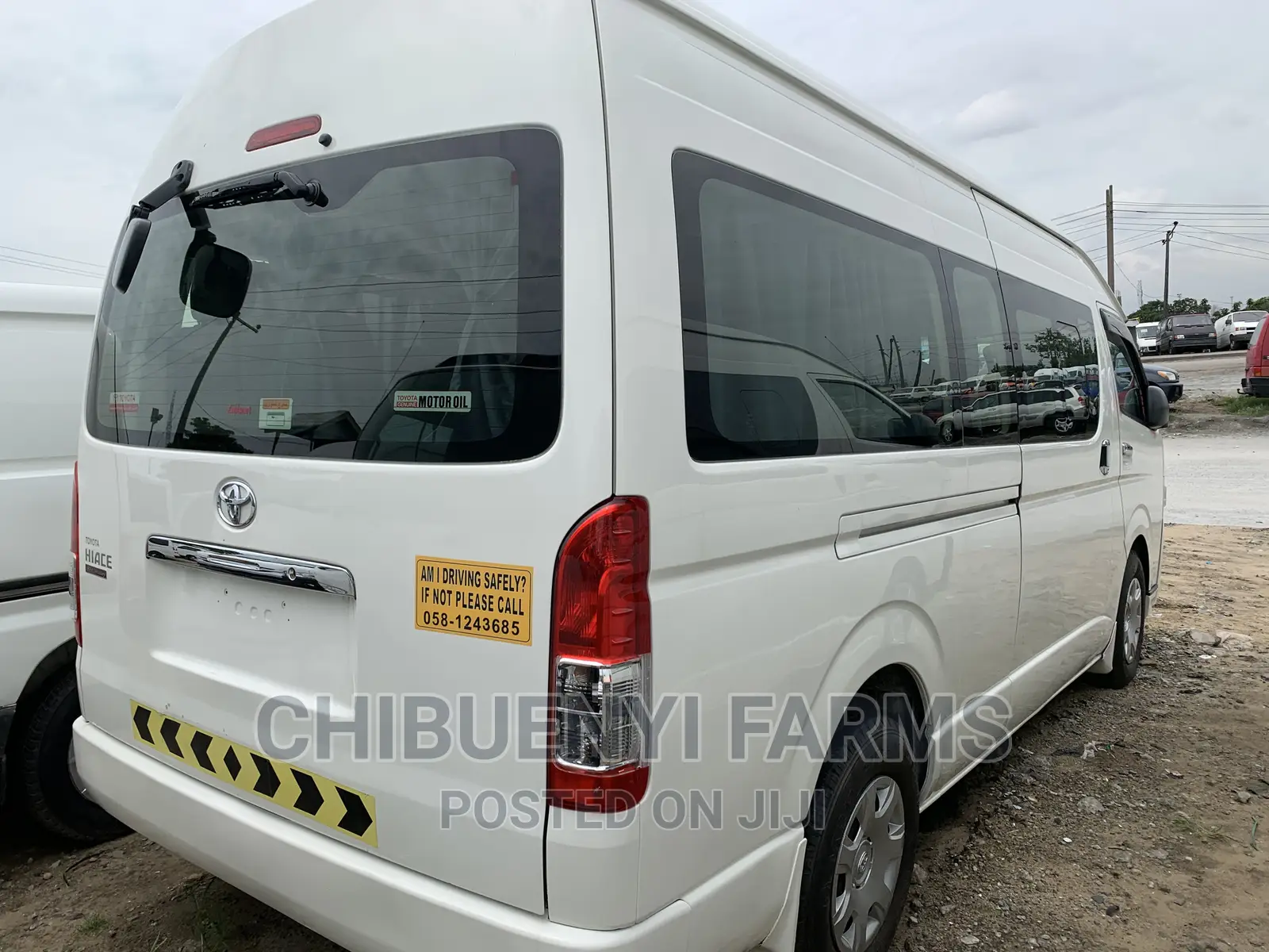 Toyota HiAce 2017 White