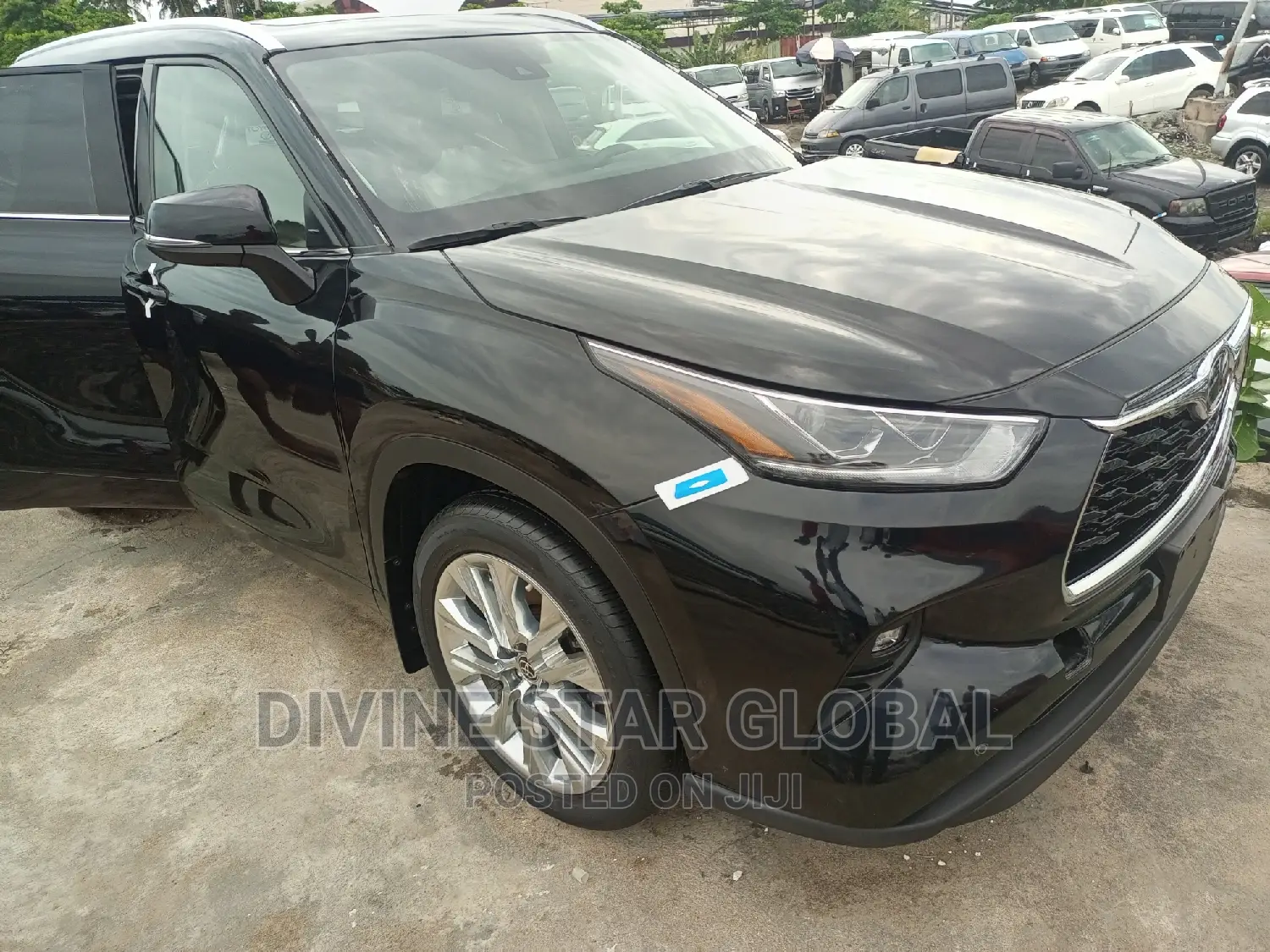 Toyota Highlander Limited 2021 Black