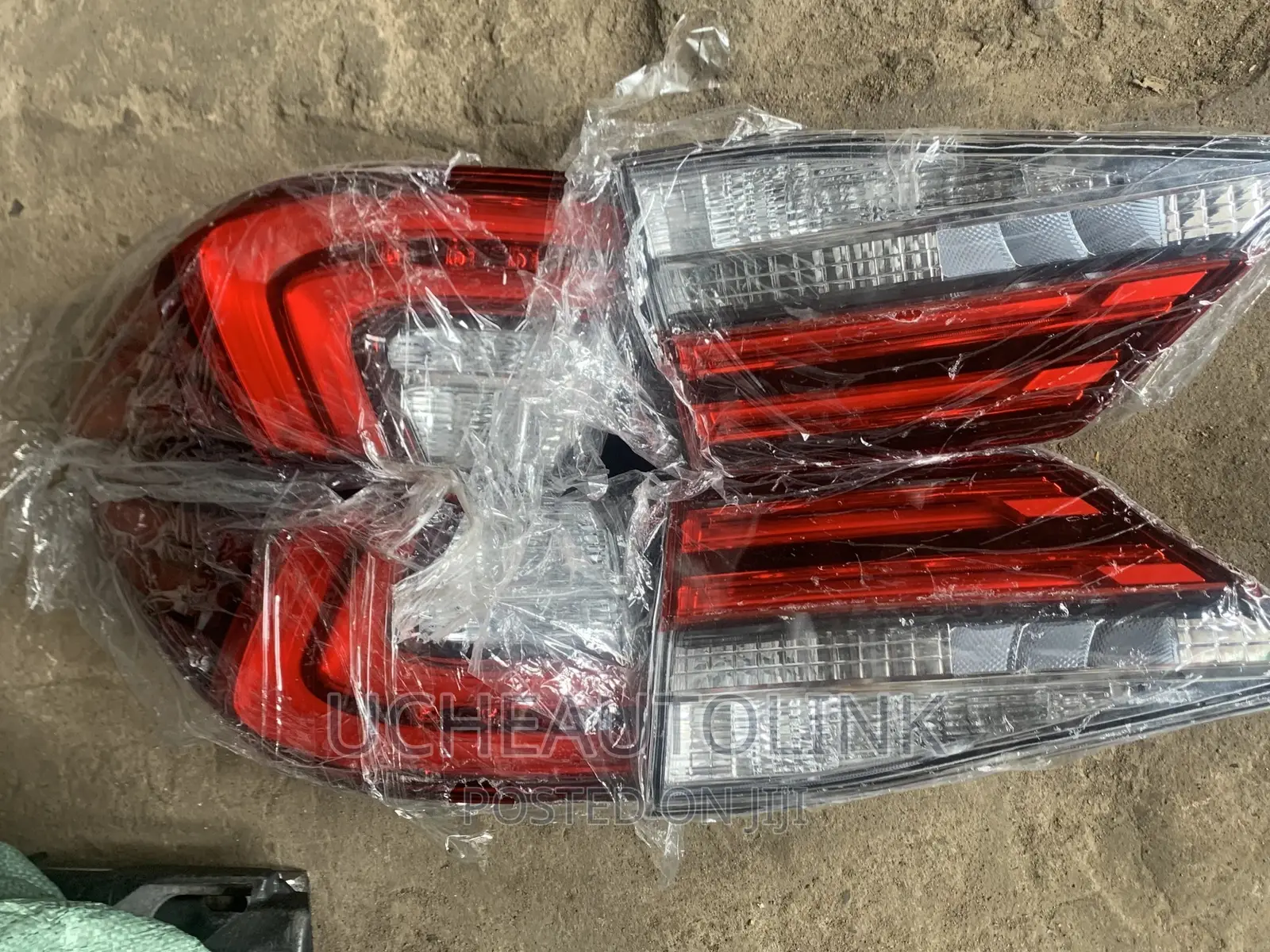 ES350 2018 Rearlight Available as Seen