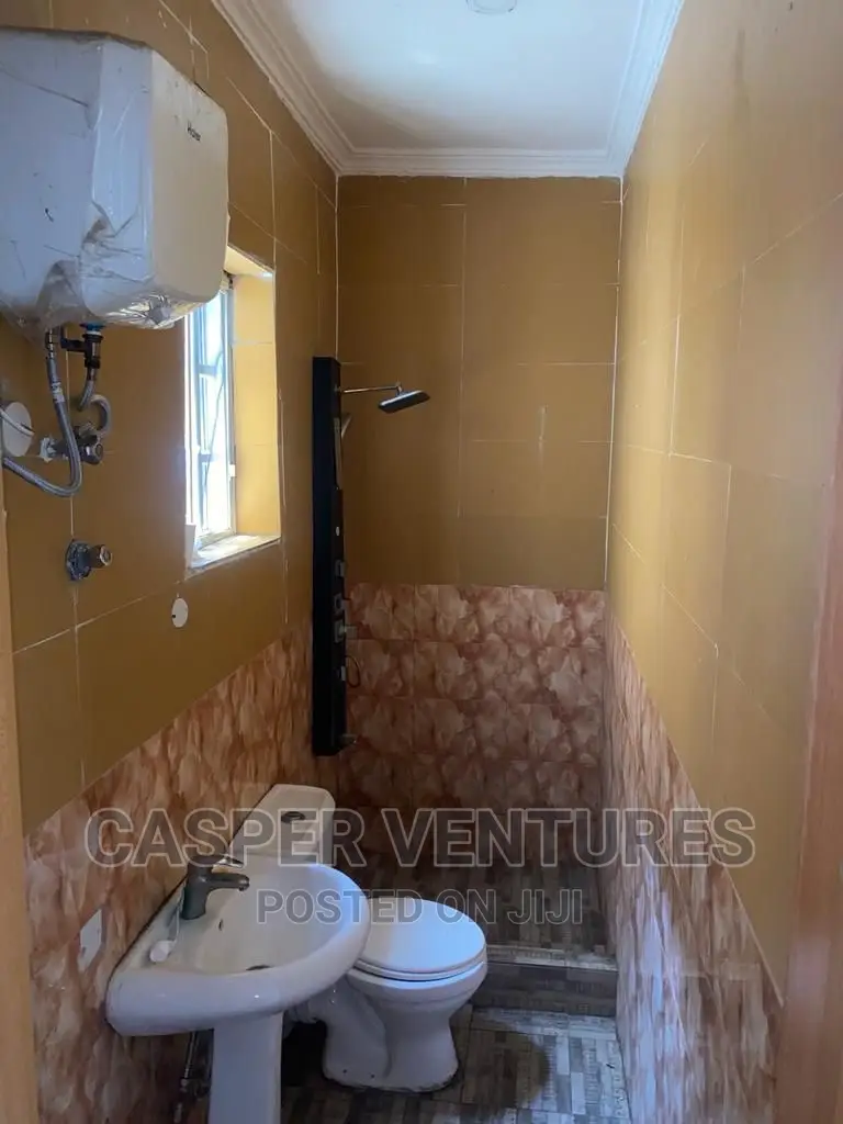 1bdrm Shared Apartment in Orchid, Chevron for rent