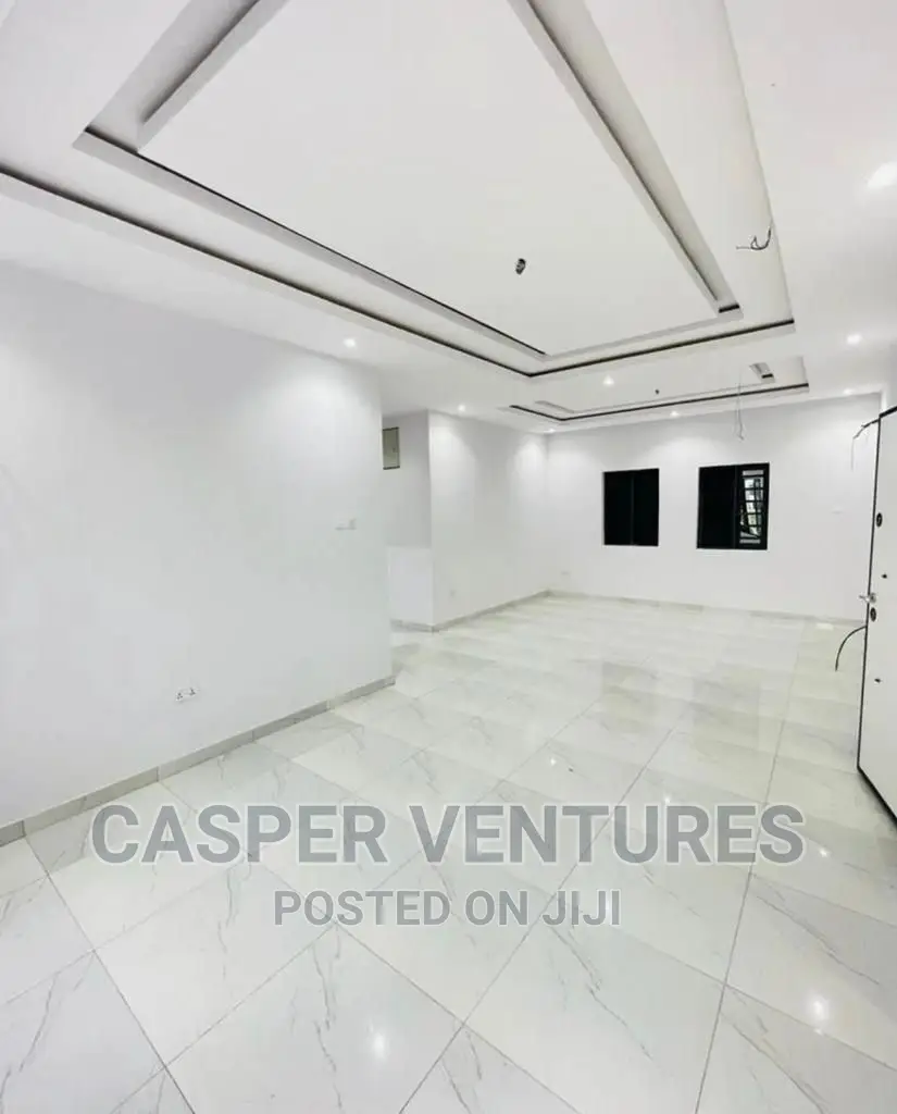 2bdrm Apartment in Lekki Gardens for sale