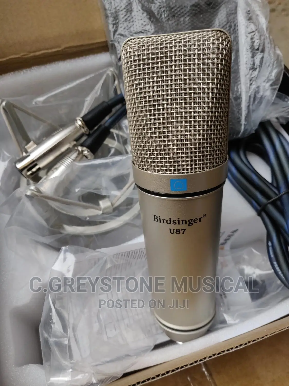 U87 Studio Mic Gold