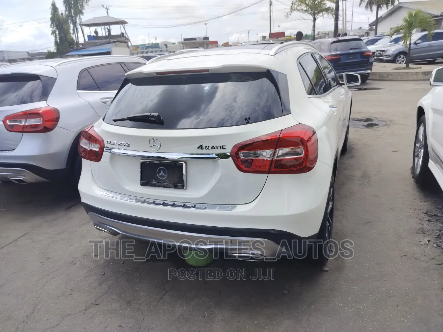 Mercedes-Benz GLA 250 2017 White