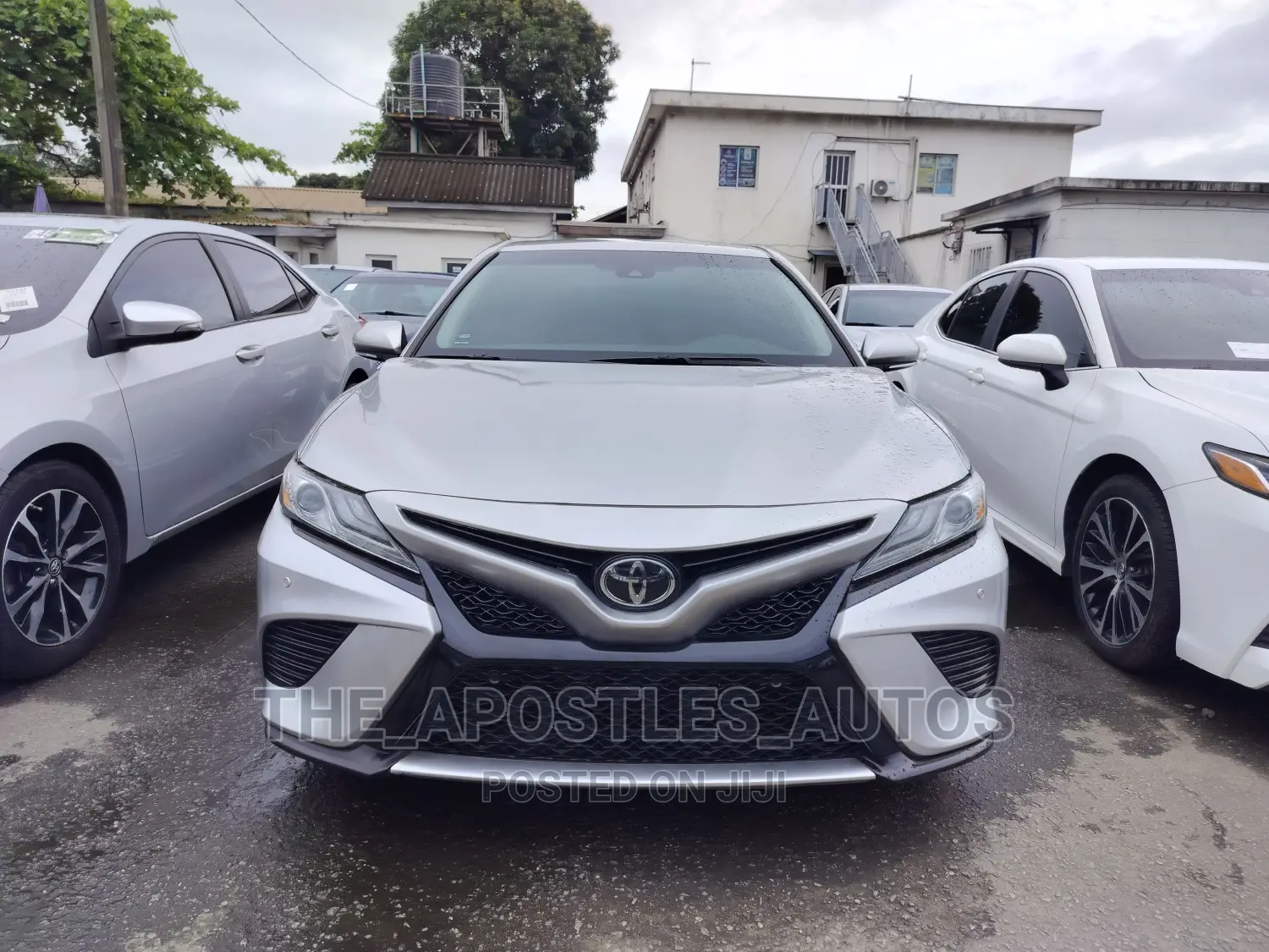Toyota Camry XSE FWD 2020 Silver