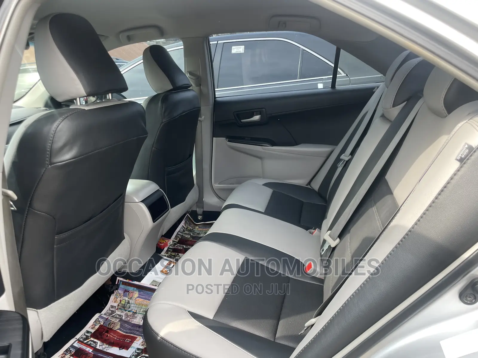 Toyota Camry LE 4dr Sedan (2.5L 4cyl 6A) 2012 Silver