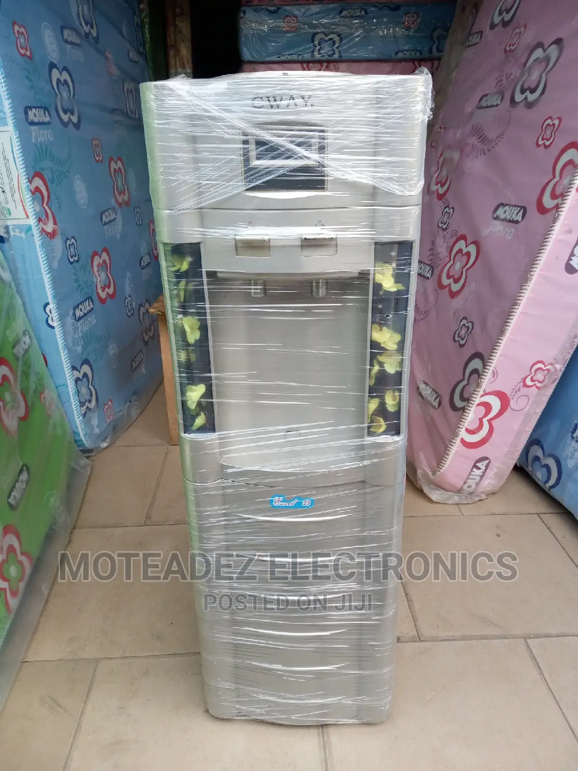 Foreign Used Top Loader Water Dispenser With Cabinet Bottom