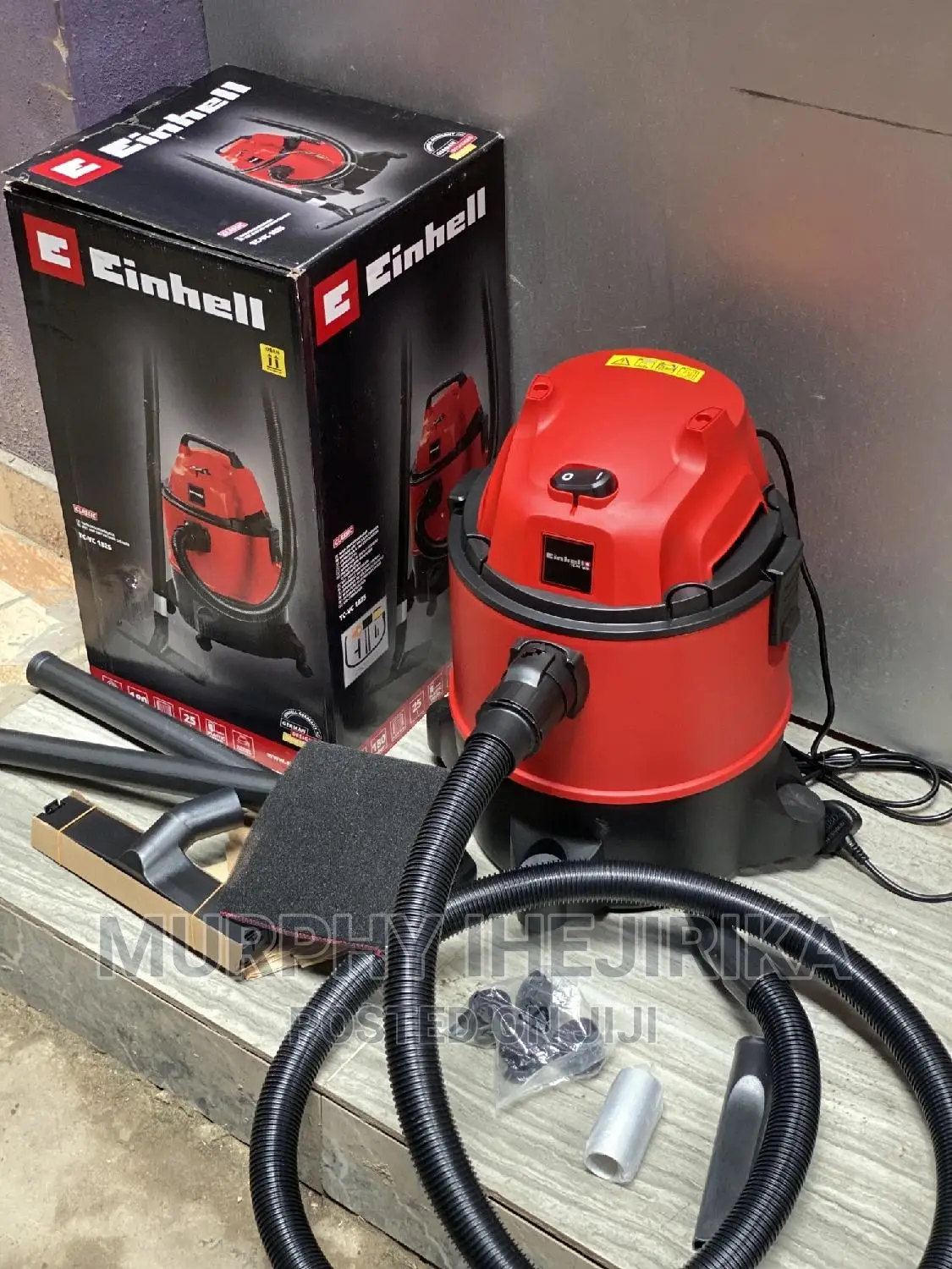 Einhell 25l Wet and Dry Vacuum Cleaner With Blow Function
