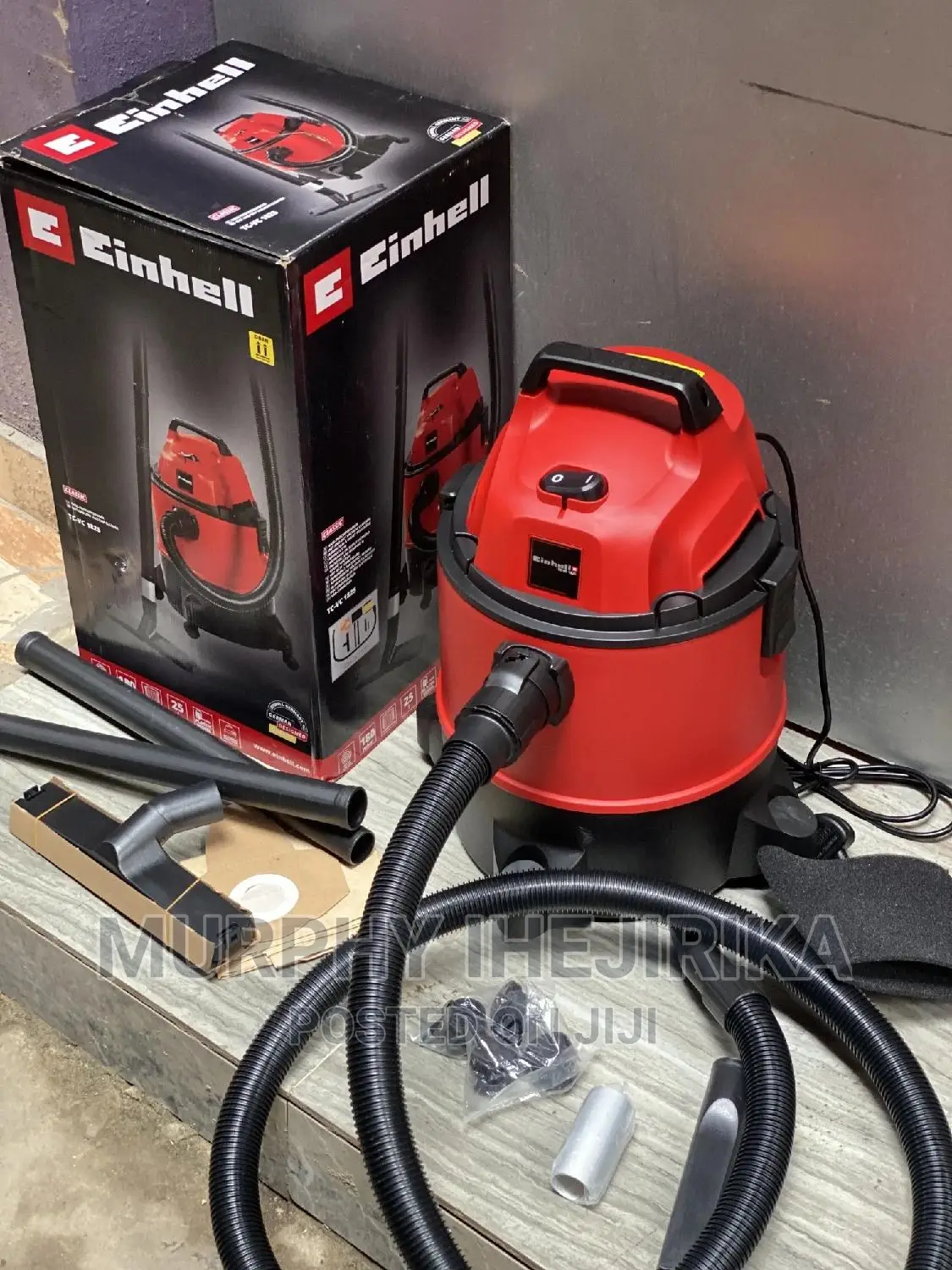 Einhell 25l Wet and Dry Vacuum Cleaner With Blow Function
