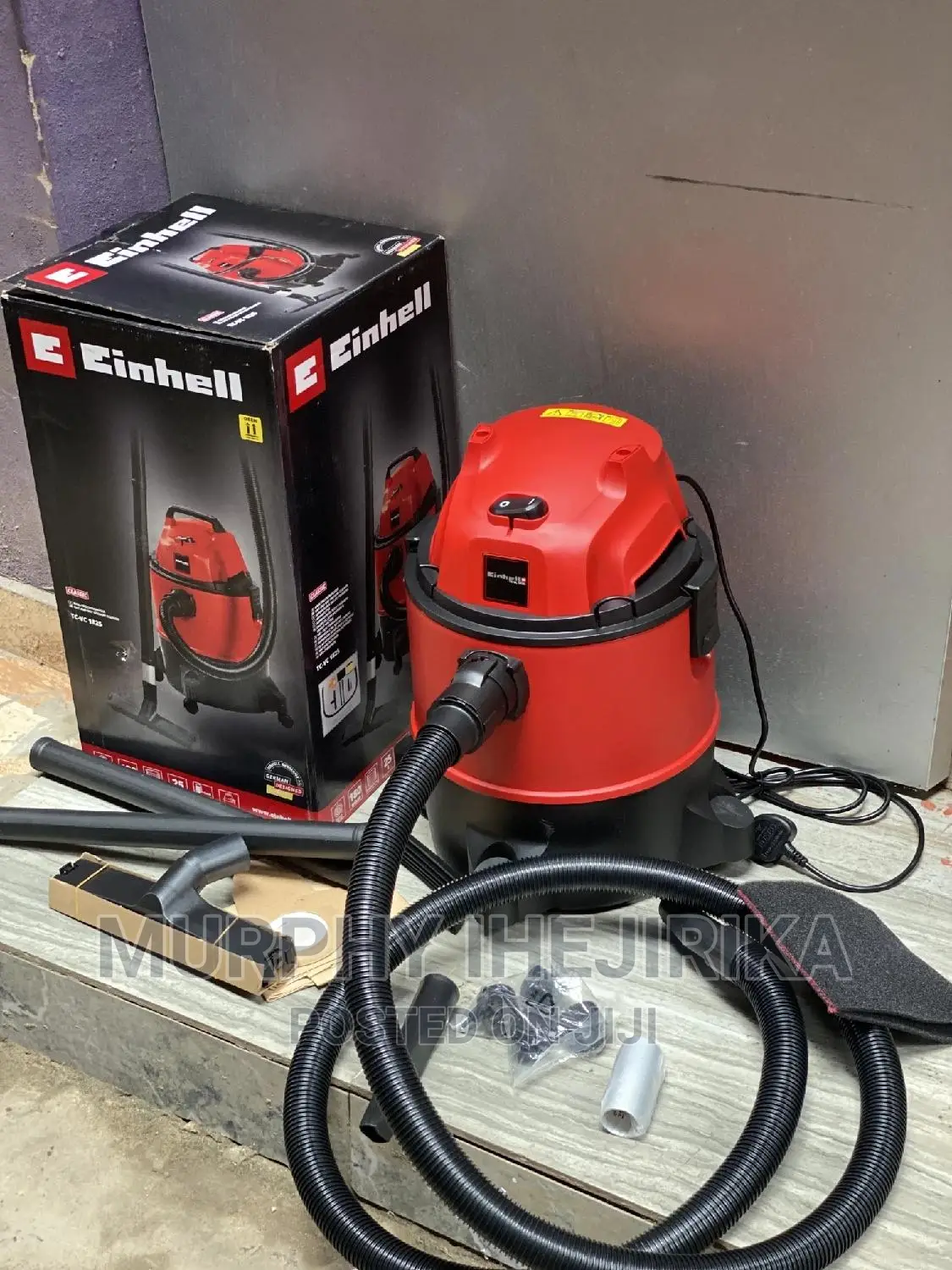 Einhell 25l Wet and Dry Vacuum Cleaner With Blow Function