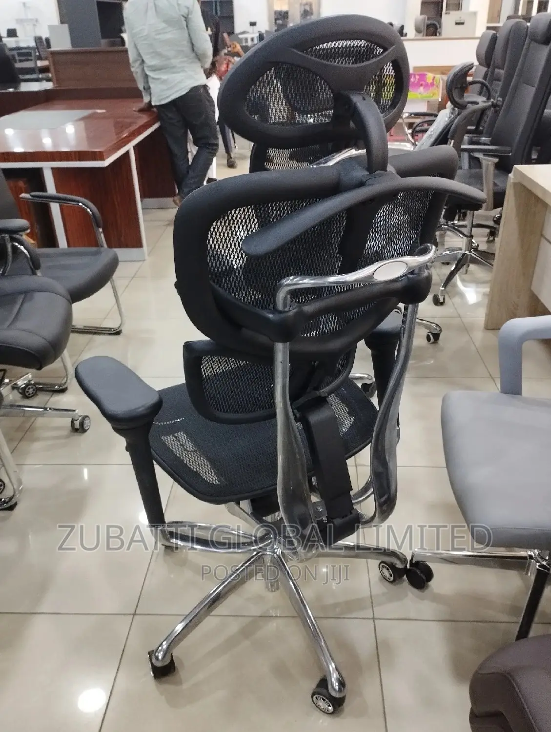 Executive Butterfly Erconomic Swivel Chair