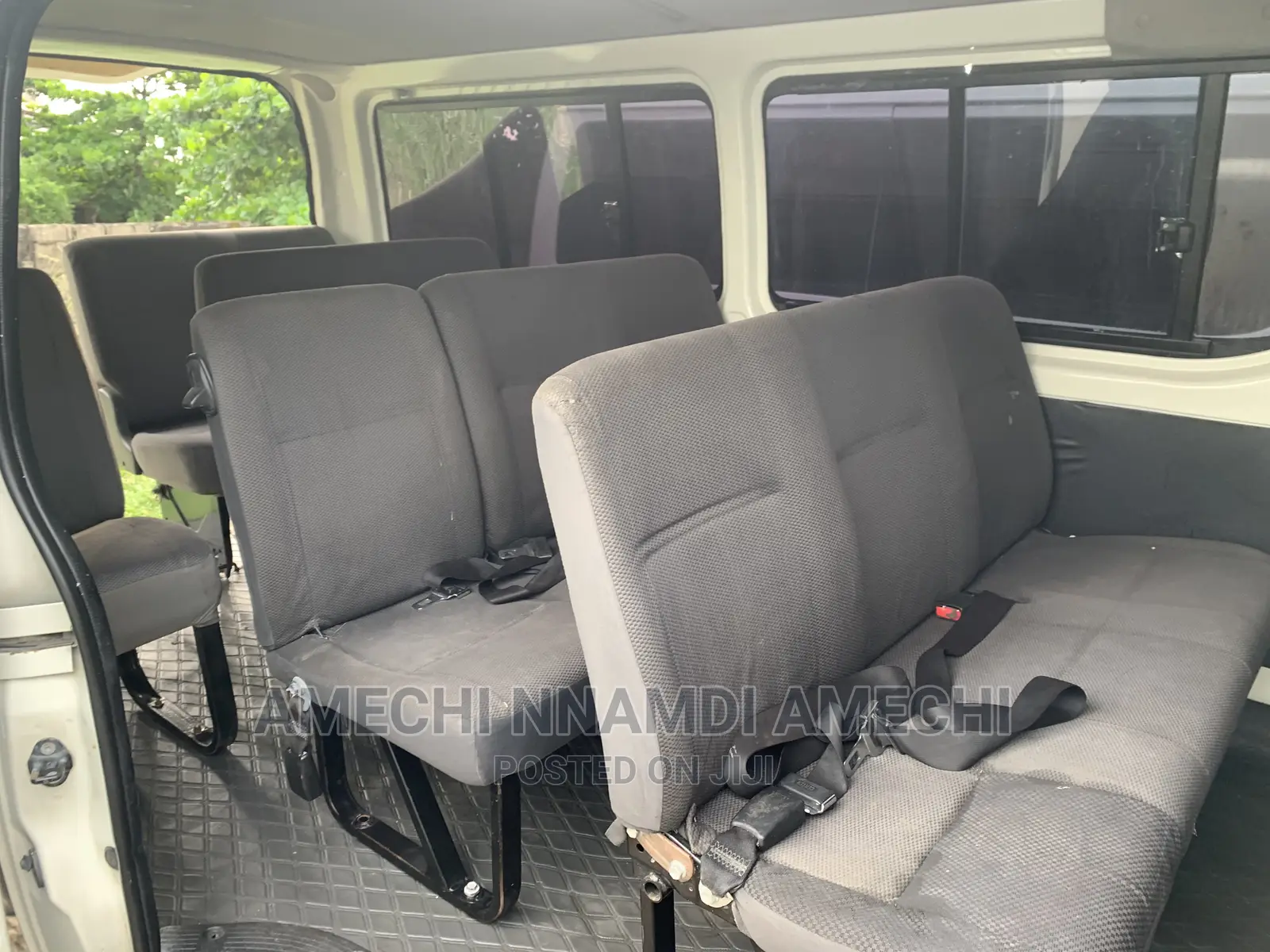 Toyota HiAce 2010 White