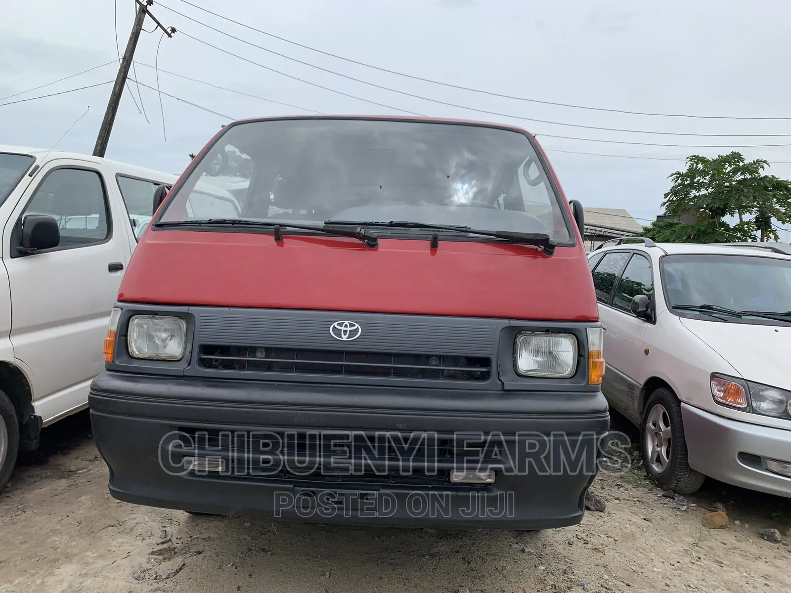 Toyota HiAce 1996 Red