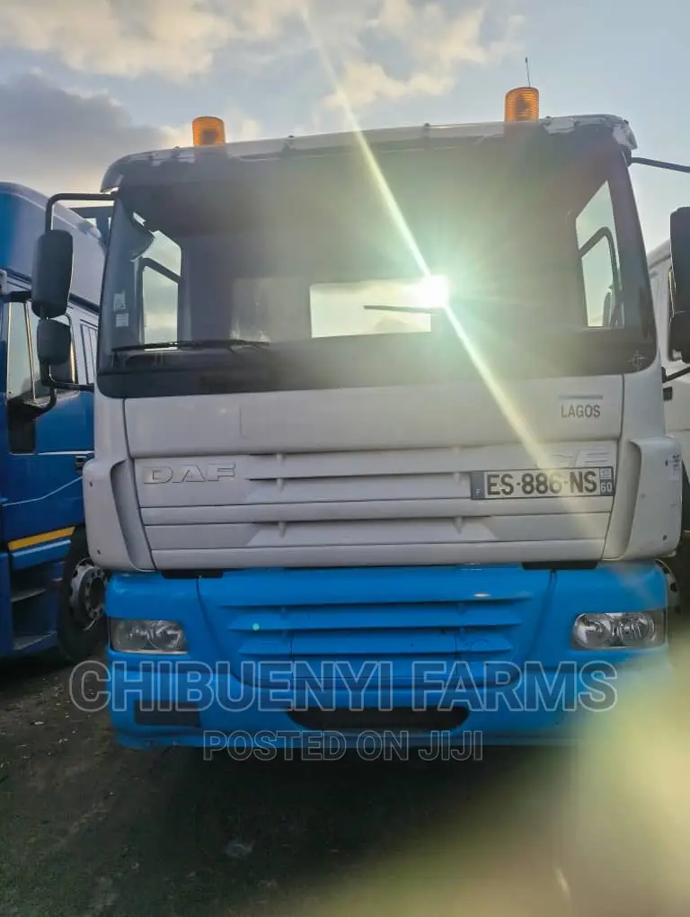 Daf-Cf Trailer Head 10-Tyres