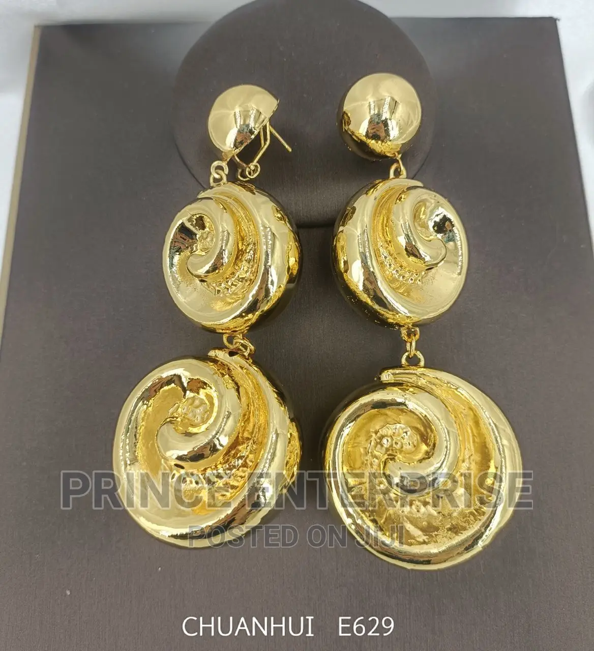 Light Weight Viennese Earrings in Gold and Silver