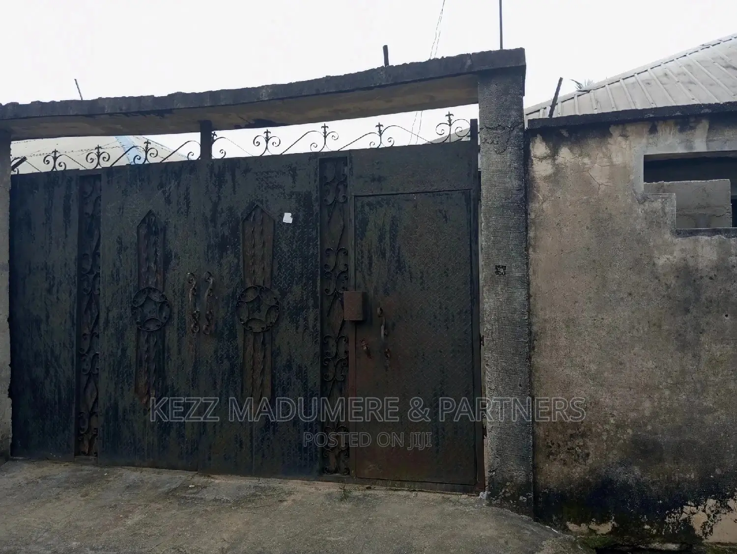 4bdrm Bungalow in Elikpokpodu,, Port-Harcourt for sale