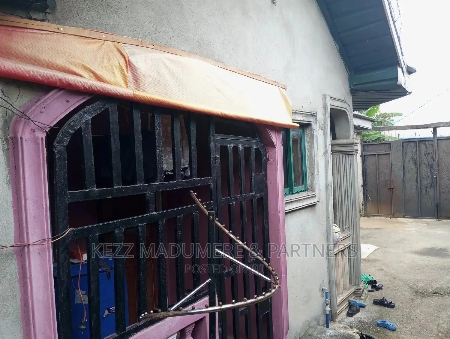 4bdrm Bungalow in Elikpokpodu,, Port-Harcourt for sale