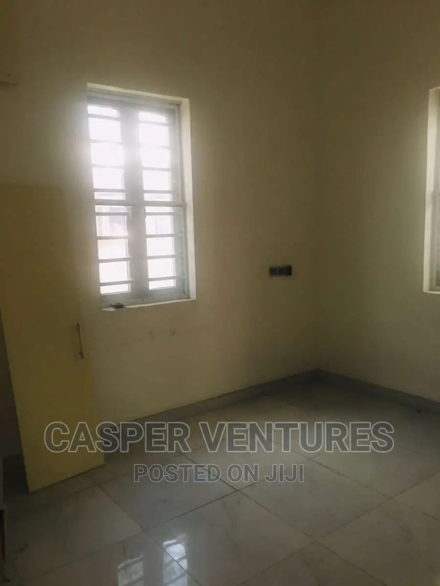 1bdrm Shared Apartment in Chevron for rent