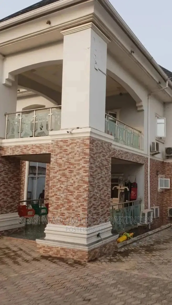 5bdrm Duplex in Aladinma, Prefab, for sale