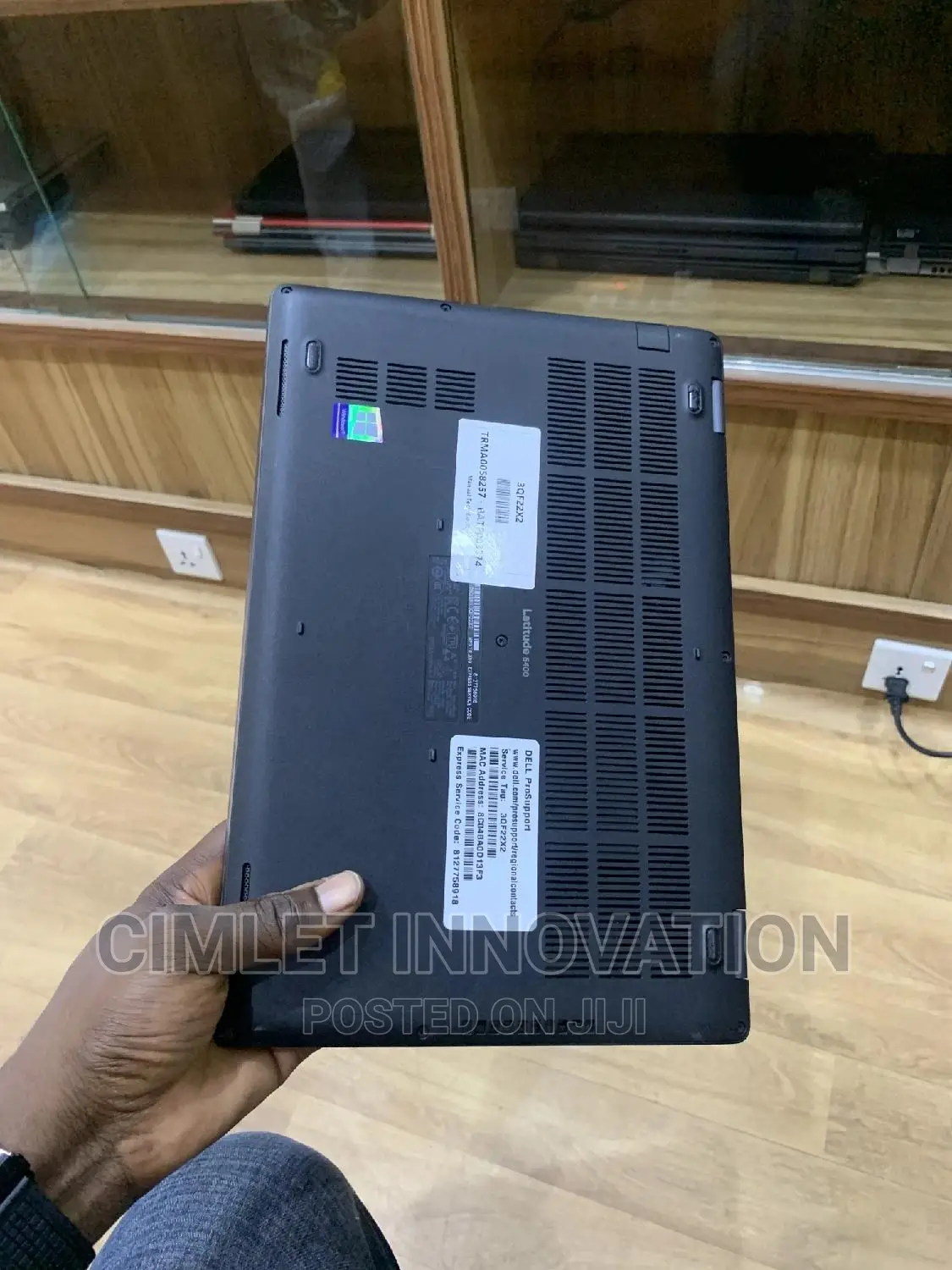 Laptop Dell Latitude 5400 16GB Intel Core I7 SSHD (Hybrid) 512GB
