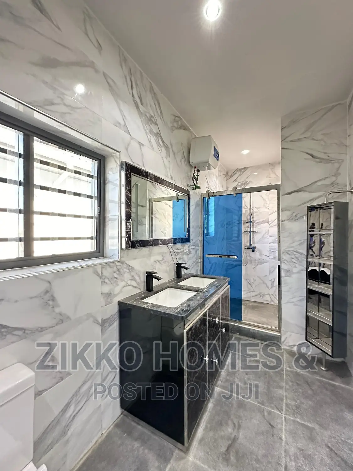5bdrm Duplex in Lekki for sale