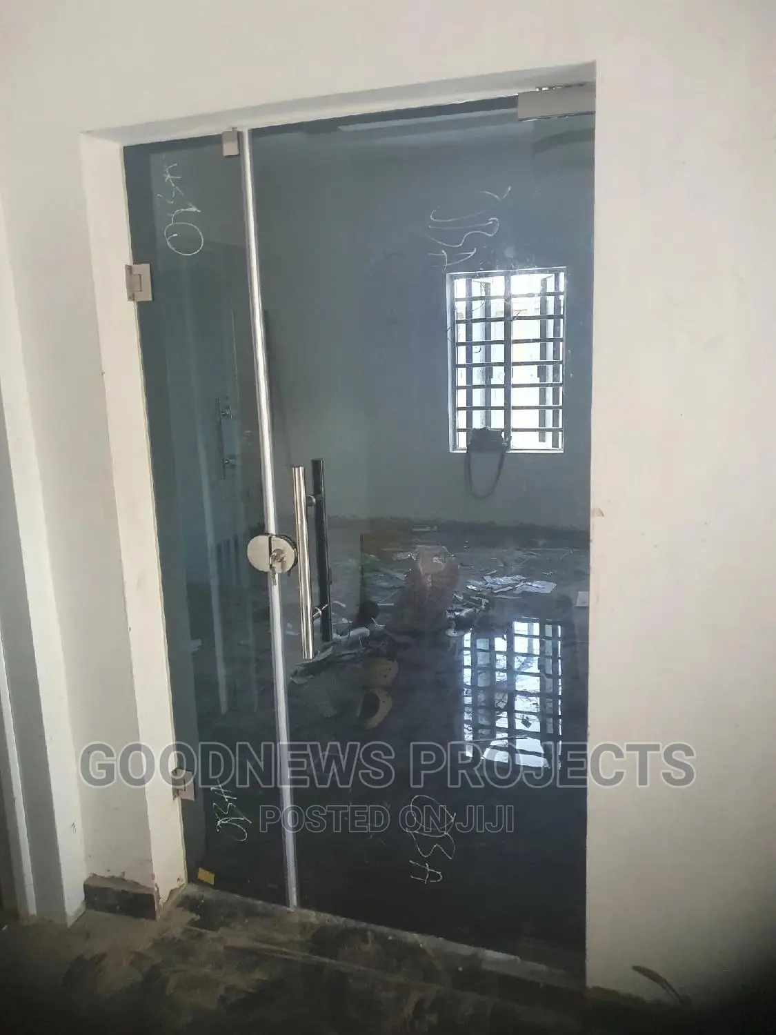 Frameless Black Mini Parlour Glass Door