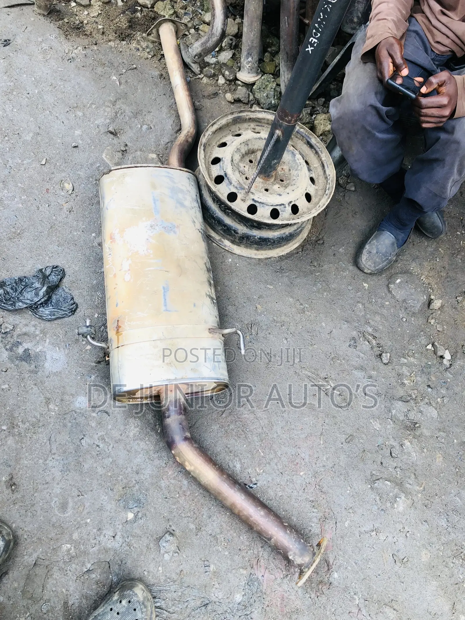 Exhaust Pot for Sienna 2000 Model