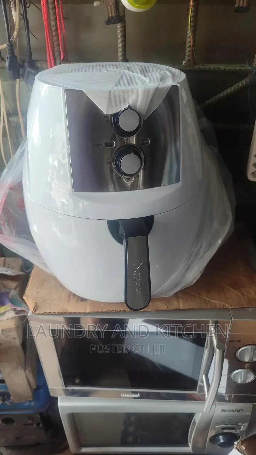 Big Size Sonik Air Fryer Up to 30min With a Washable Part