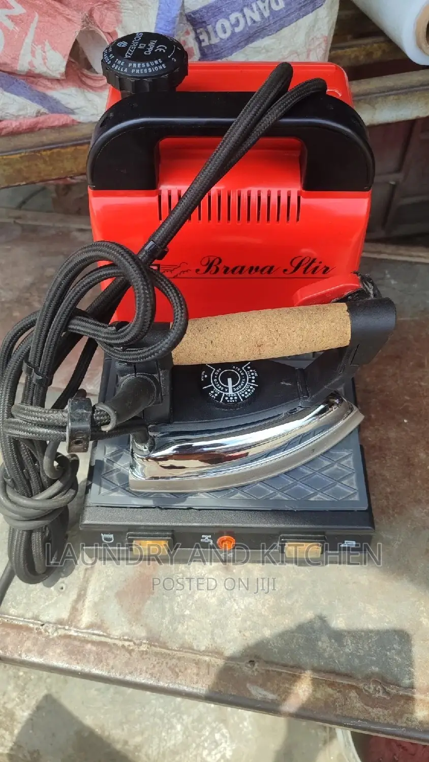 2.5liters Ponny Baby Industrial Steam Generator Iron