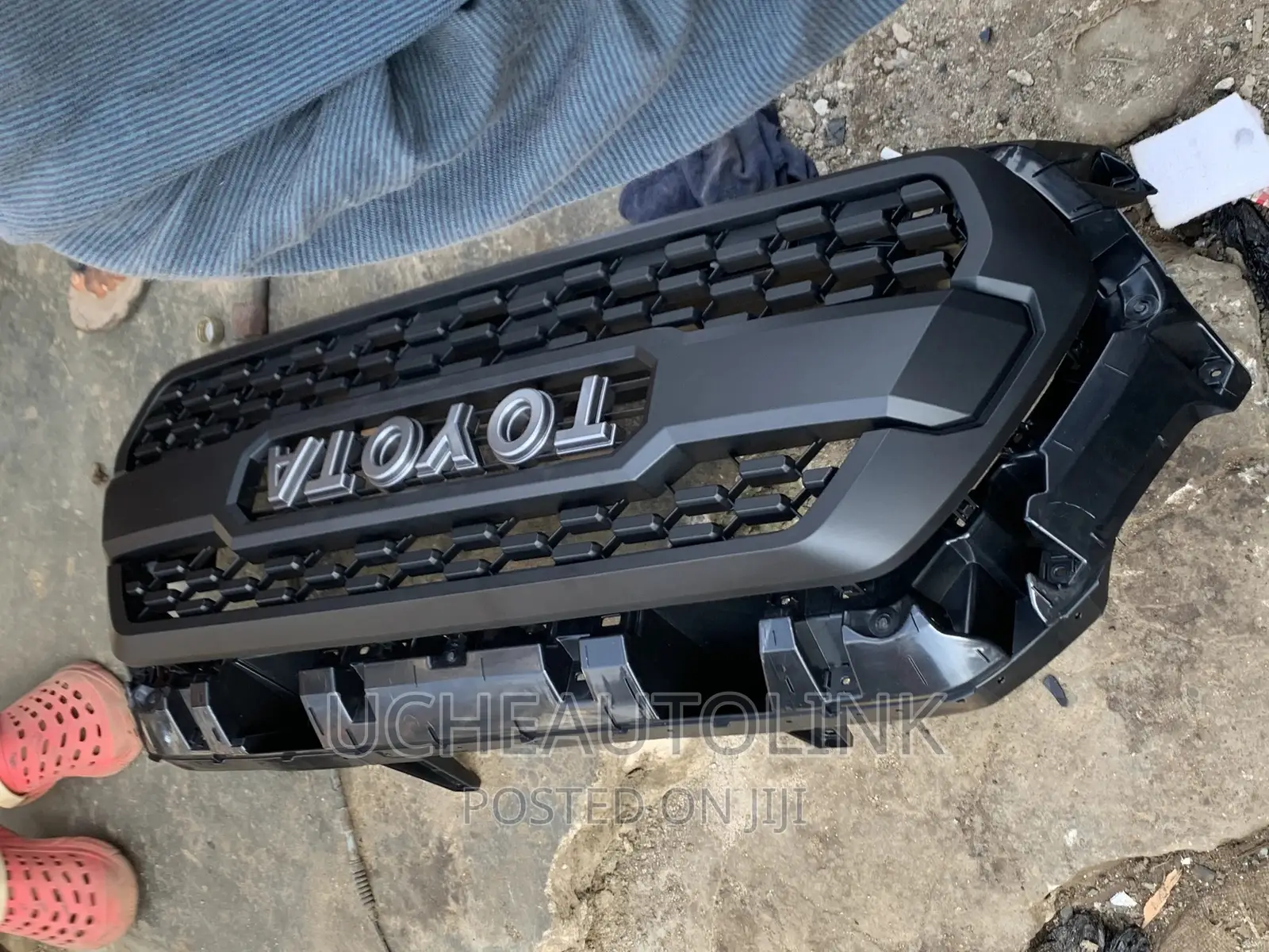 Tacoma 2018 Front Grille Available as Seen