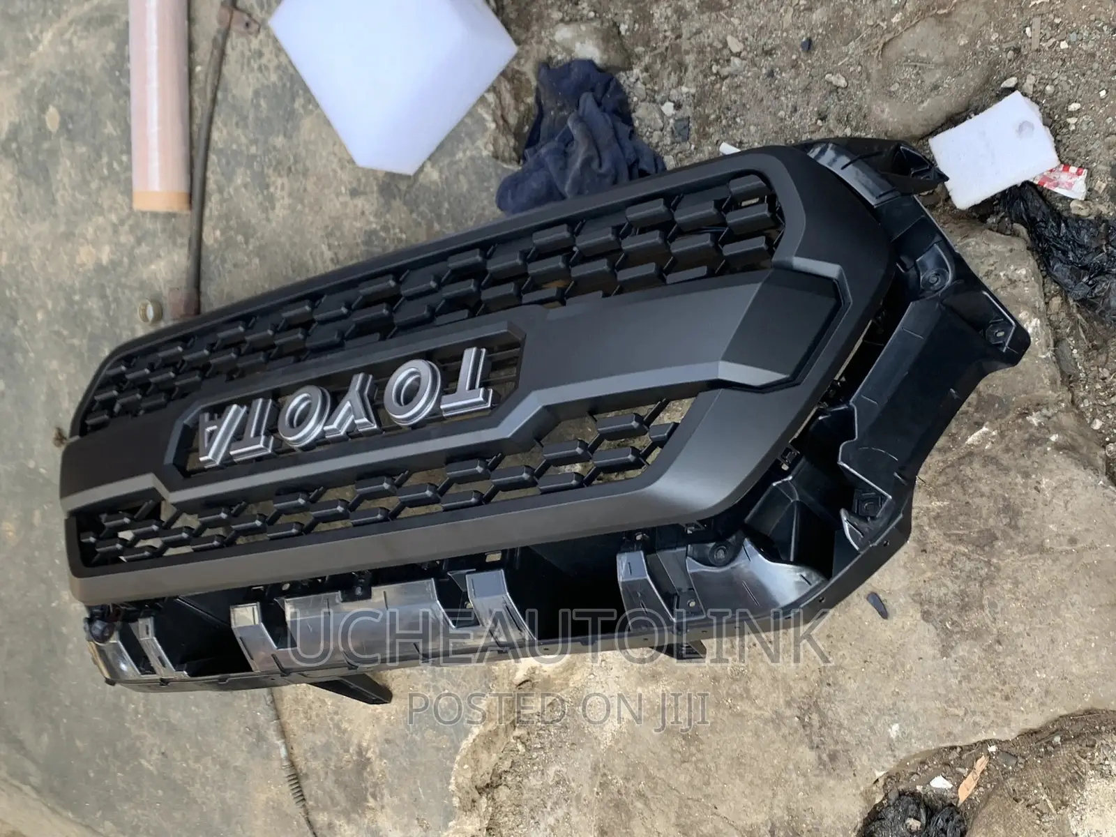 Tacoma 2018 Front Grille Available as Seen