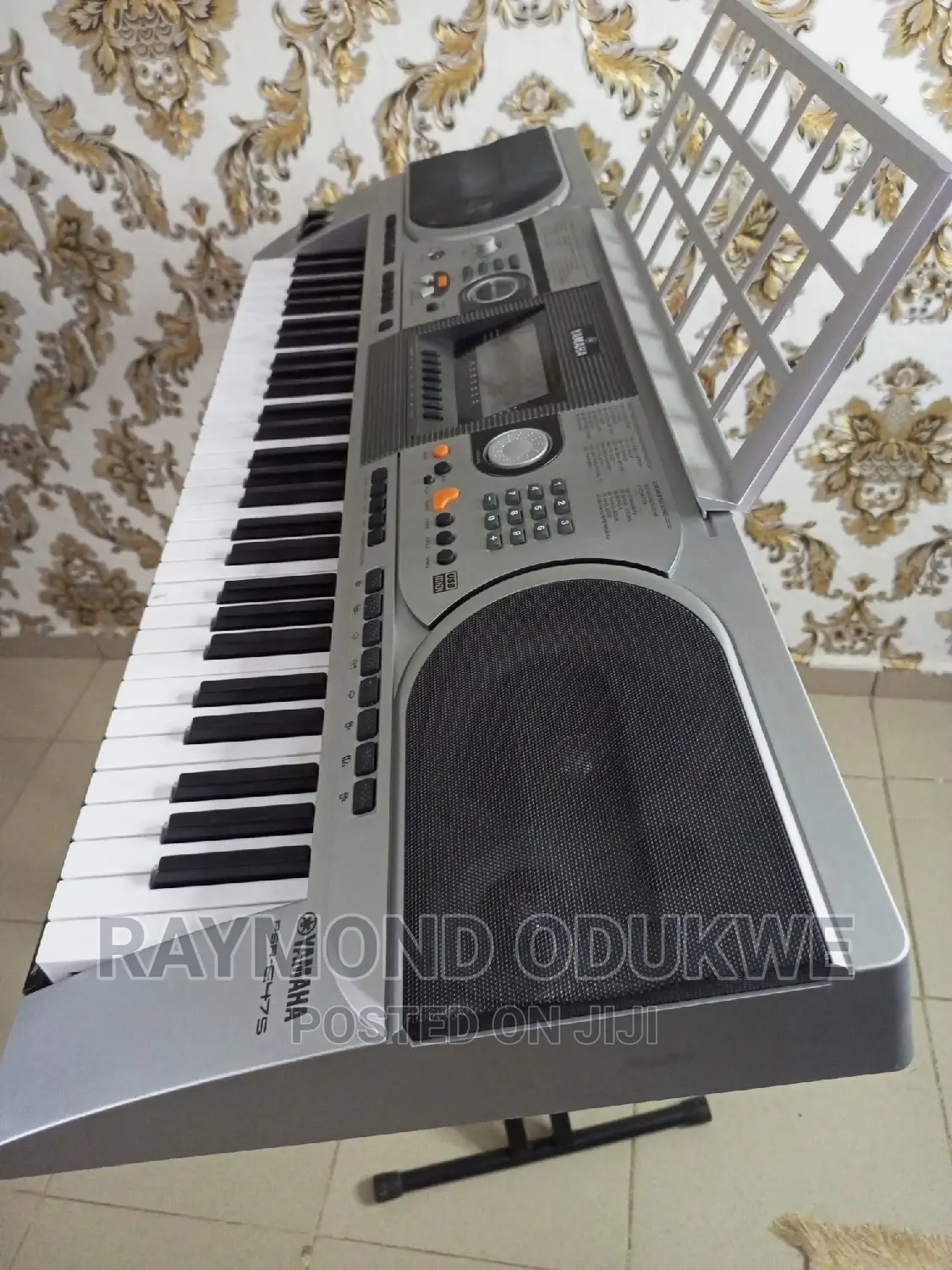 Yamaha Touch Sensitivity Split and Transpose Keyboard Piano