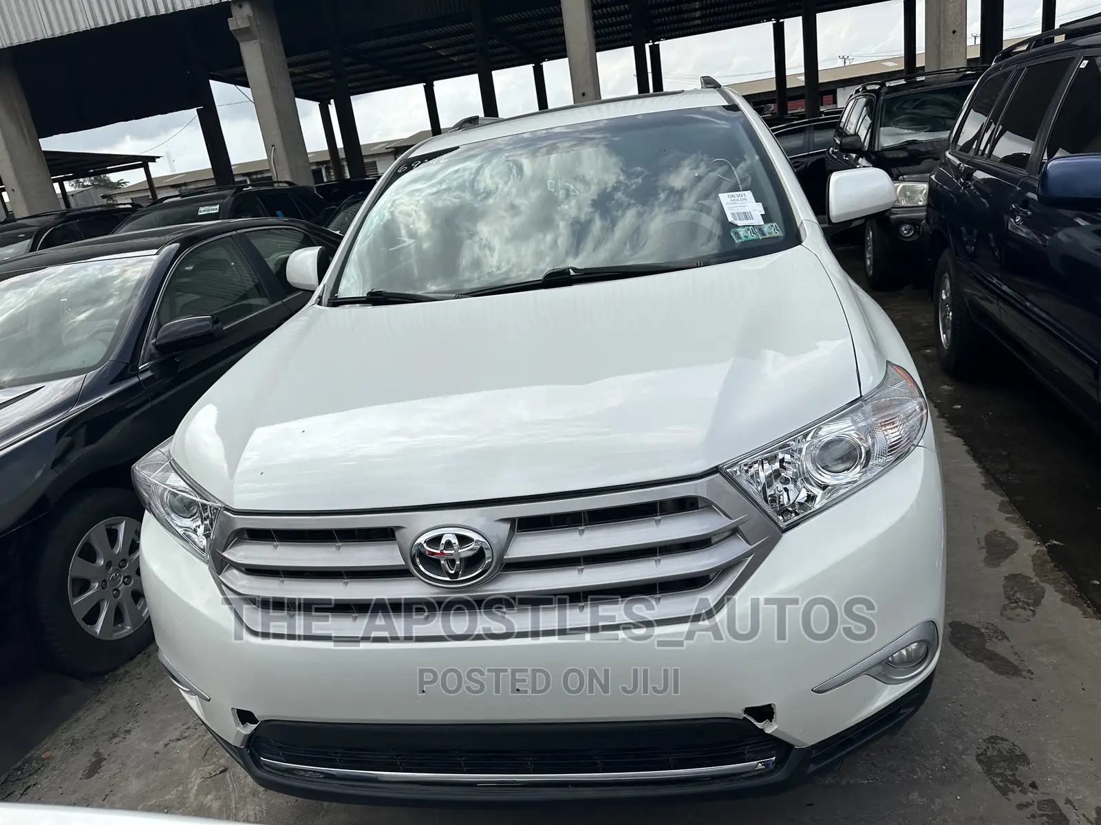 Toyota Highlander Limited 3.5L 2WD 2013 White