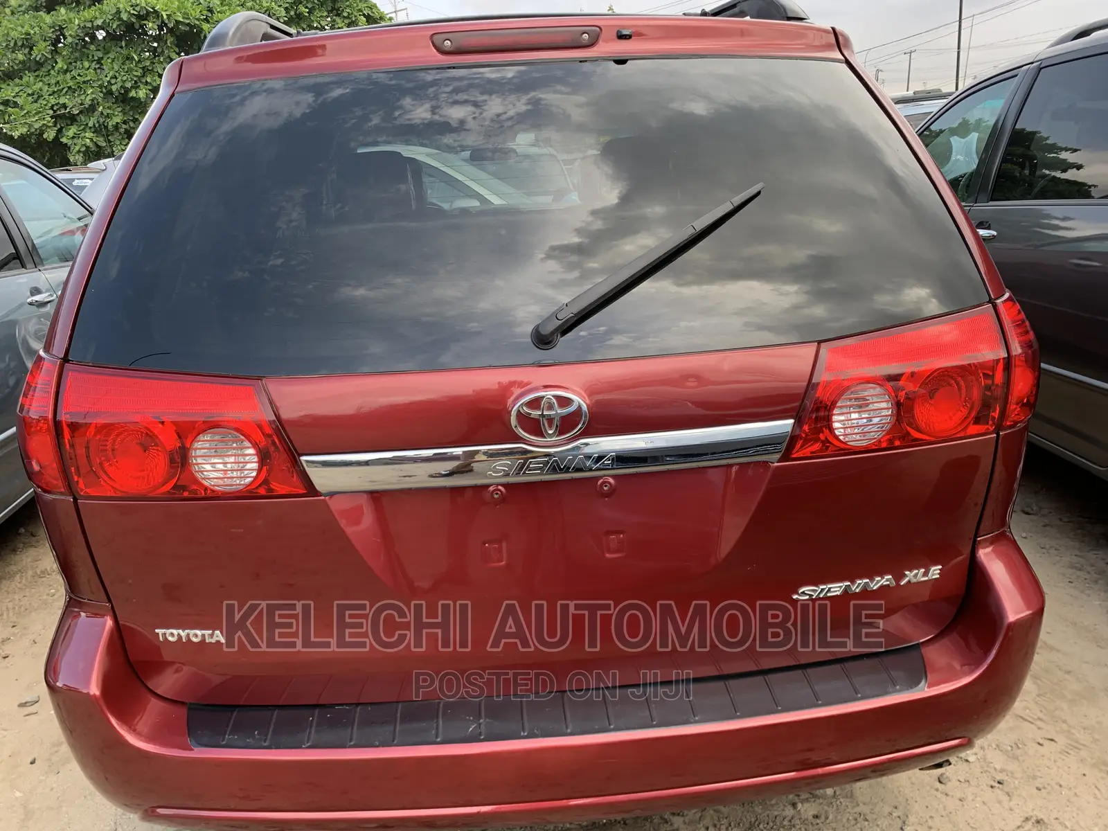 Toyota Sienna XLE 2005 Red