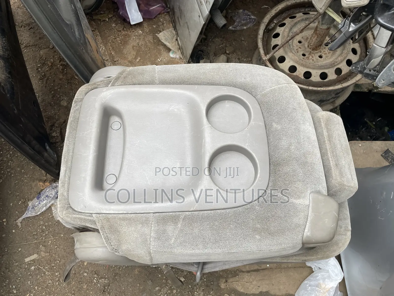 Middle Seat Toyota Sienna 2005-08