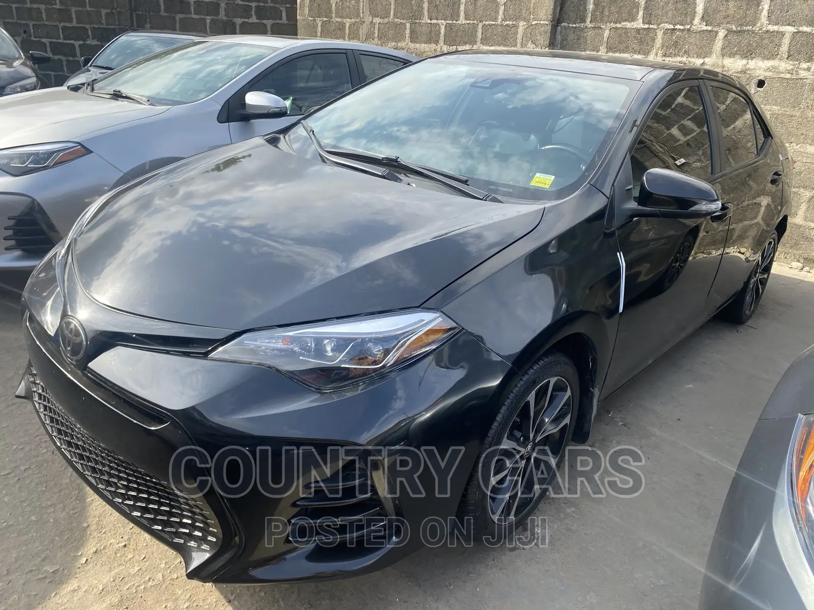 Toyota Corolla SE Special Edition 4dr Sedan (1.8L 4cyl CVT) 2017 Black