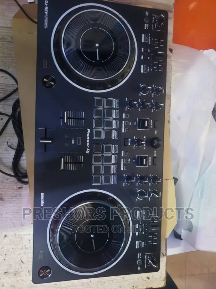 Pioneer Serato DJ-REV 1, Quality Professional Dj Mixer