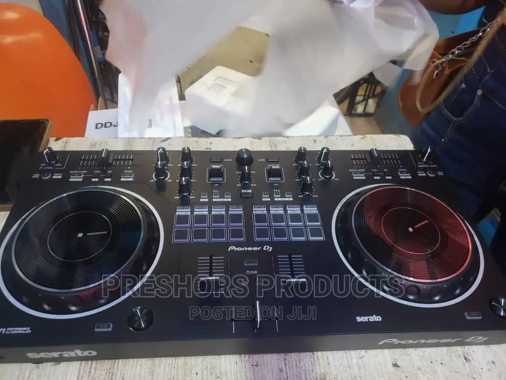 Pioneer Serato DJ-REV 1, Quality Professional Dj Mixer