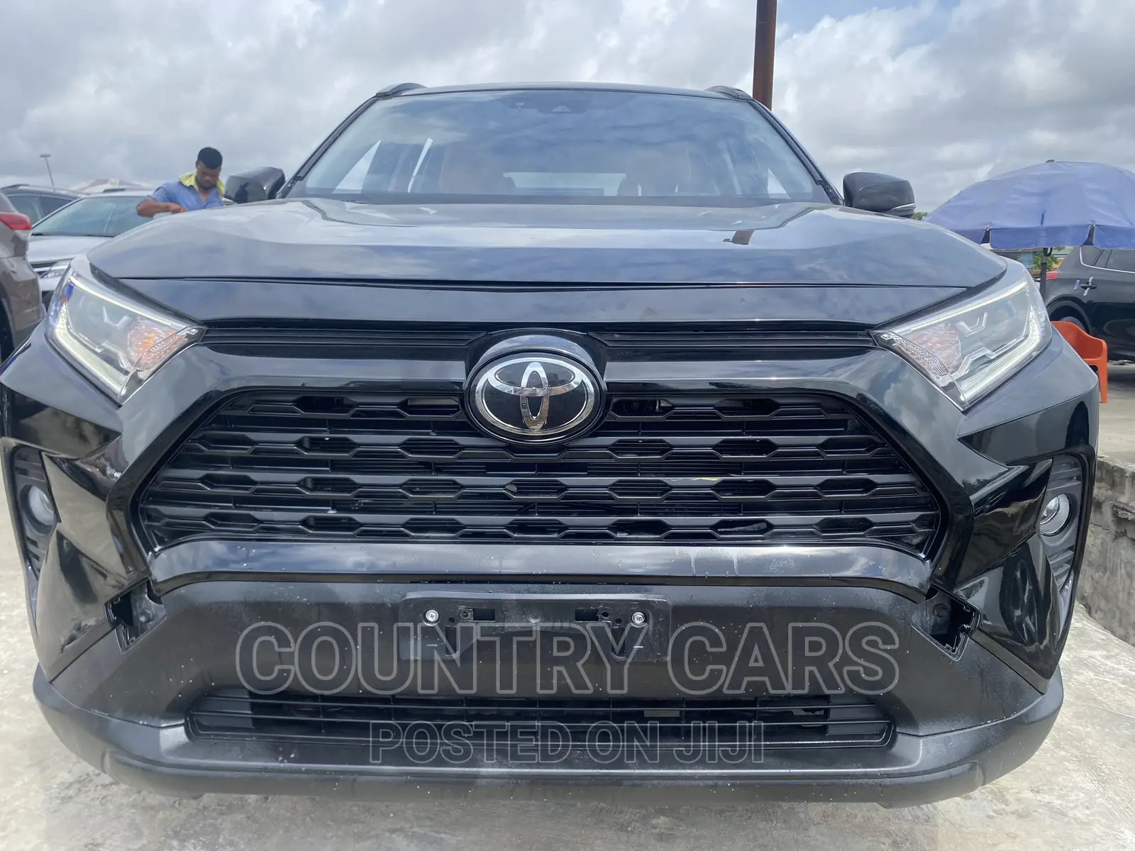 Toyota RAV4 XLE AWD 2020 Black
