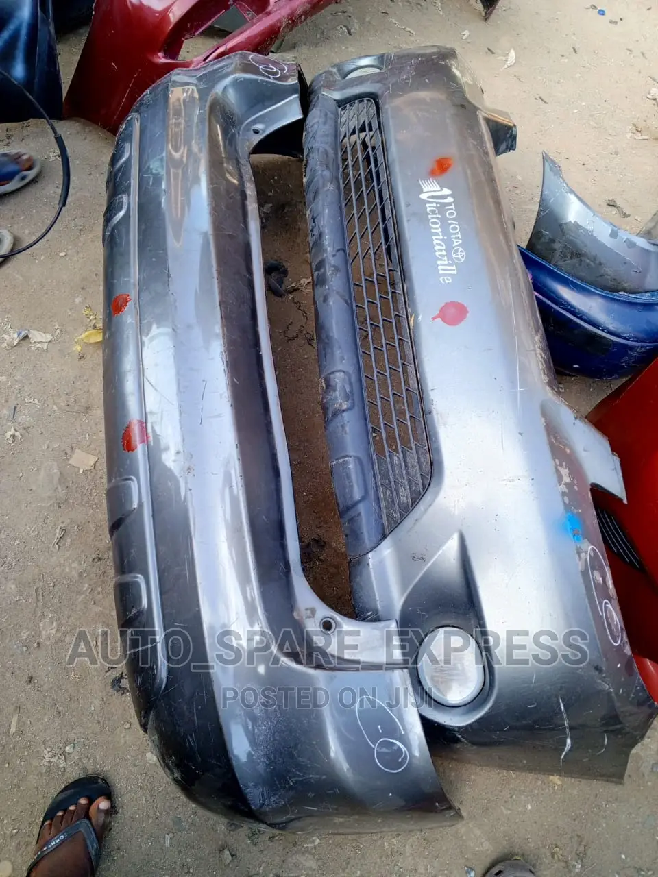 Matrix 2005 Bumper